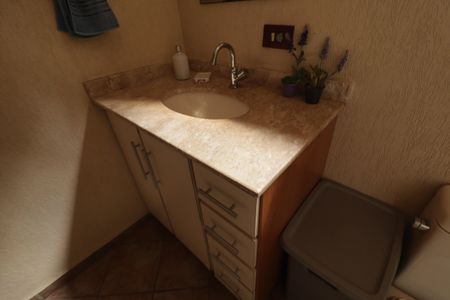 Casa para alugar com 228m², 3 quartos e 4 vagasBanheiro Social