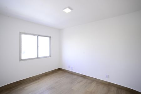 Apartamento à venda com 98m², 3 quartos e 1 vagaSuíte