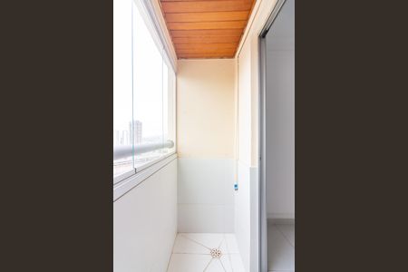 Sacada de apartamento para alugar com 3 quartos, 65m² em Continental, Osasco