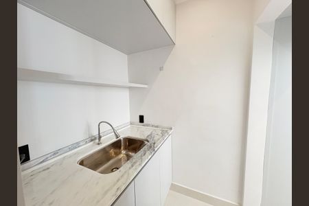 Apartamento à venda com 139m², 3 quartos e 2 vagasÁrea de Serviço 2