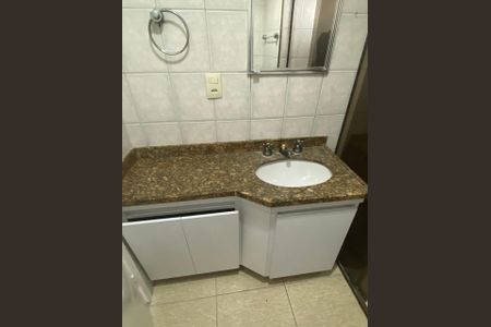 Banheiro de apartamento para alugar com 2 quartos, 65m² em Morumbi, São Paulo