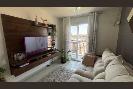 Sala de apartamento para alugar com 2 quartos, 57m² em Vila Homero Thon, Santo André