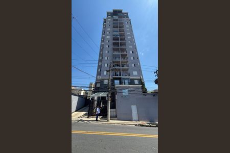 Apartamento para alugar com 57m², 2 quartos e 1 vaga Apartamento para alugar com 57m², 2 quartos e 1 vagaFachada