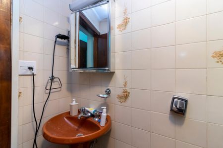 Casa à venda com 180m², 3 quartos e 2 vagas Casa à venda com 180m², 3 quartos e 2 vagasBanheiro da Suíte 1