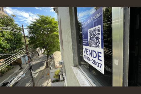 Apartamento à venda com 69m², 2 quartos e 1 vaga Apartamento à venda com 69m², 2 quartos e 1 vagaPlaquinha