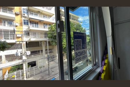 Apartamento à venda com 69m², 2 quartos e 1 vaga Apartamento à venda com 69m², 2 quartos e 1 vagaPlaquinha