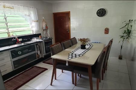 Casa à venda com 249m², 4 quartos e 2 vagasCozinha