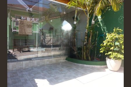 Casa à venda com 249m², 4 quartos e 2 vagasQuintal