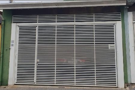 Casa à venda com 249m², 4 quartos e 2 vagasFachada