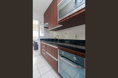 Apartamento para alugar com 74m², 2 quartos e 2 vagasCozinha