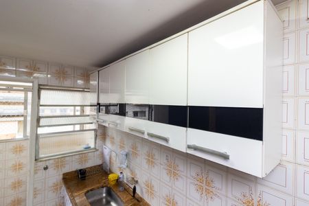 Apartamento para alugar com 70m², 2 quartos e 1 vagaCozinha - Armários