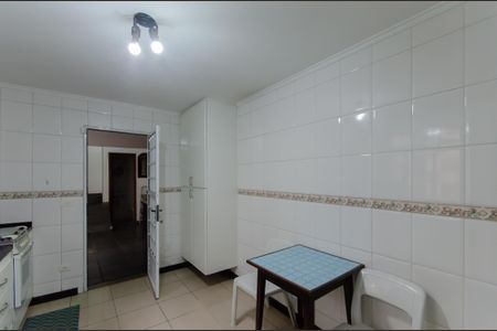 Casa à venda com 172m², 2 quartos e 3 vagasCozinha