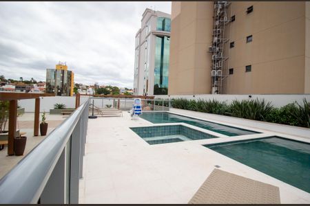 Apartamento para alugar com 37m², 1 quarto e 1 vaga Apartamento para alugar com 37m², 1 quarto e 1 vagaÁrea comum - Piscina