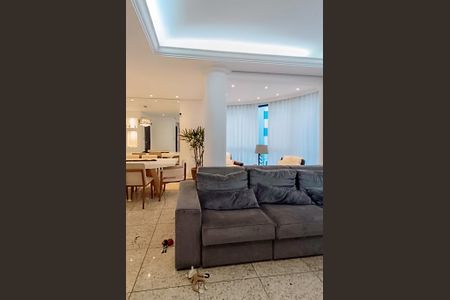 Apartamento à venda com 109m², 3 quartos e 2 vagas Apartamento à venda com 109m², 3 quartos e 2 vagasSala