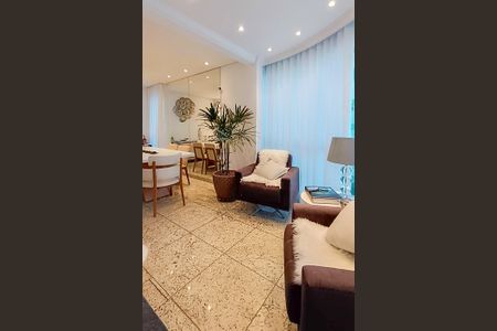 Apartamento à venda com 109m², 3 quartos e 2 vagas Apartamento à venda com 109m², 3 quartos e 2 vagasSala de Jantar