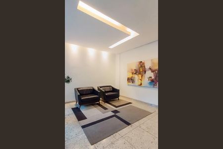 Apartamento à venda com 109m², 3 quartos e 2 vagas Apartamento à venda com 109m², 3 quartos e 2 vagasHall de entrada