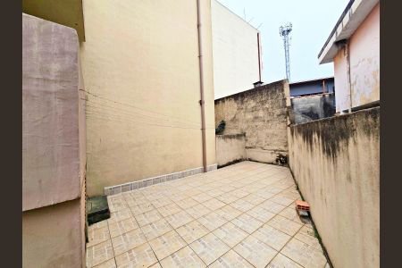 Apartamento à venda com 45m², 2 quartos e sem vagaÁrea comum