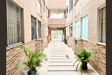 Apartamento à venda com 45m², 2 quartos e sem vagaÁrea comum