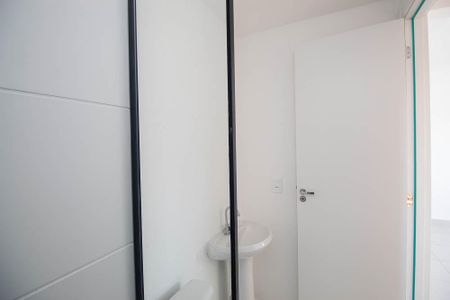 Apartamento para alugar com 32m², 2 quartos e sem vagaBanheiro