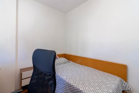 Apartamento à venda com 82m², 3 quartos e 2 vagas Apartamento à venda com 82m², 3 quartos e 2 vagasQuarto 2