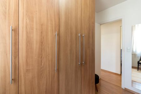 Apartamento à venda com 82m², 3 quartos e 2 vagas Apartamento à venda com 82m², 3 quartos e 2 vagasQuarto 1