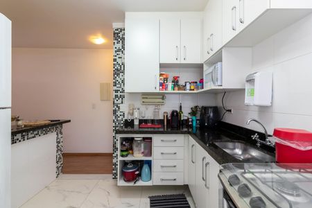 Apartamento à venda com 82m², 3 quartos e 2 vagas Apartamento à venda com 82m², 3 quartos e 2 vagasCozinha