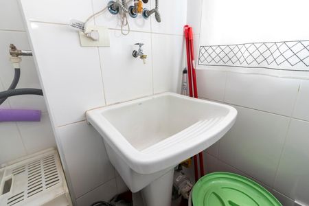 Apartamento à venda com 82m², 3 quartos e 2 vagas Apartamento à venda com 82m², 3 quartos e 2 vagasÁrea de Serviço