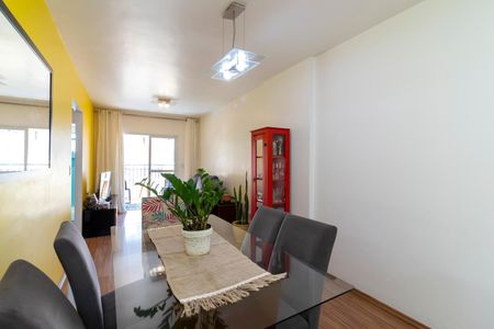 Apartamento à venda com 82m², 3 quartos e 2 vagas Apartamento à venda com 82m², 3 quartos e 2 vagasSala de Jantar