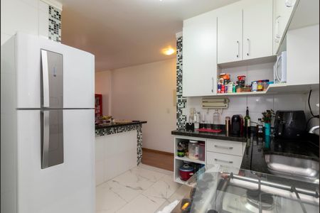 Apartamento à venda com 82m², 3 quartos e 2 vagas Apartamento à venda com 82m², 3 quartos e 2 vagasCozinha