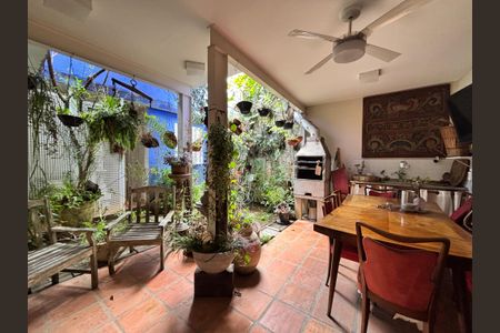 Casa para alugar com 400m², 4 quartos e 4 vagas Casa para alugar com 400m², 4 quartos e 4 vagasÁrea gourmet