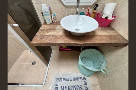 Casa para alugar com 400m², 4 quartos e 4 vagas Casa para alugar com 400m², 4 quartos e 4 vagasBanheiro 1