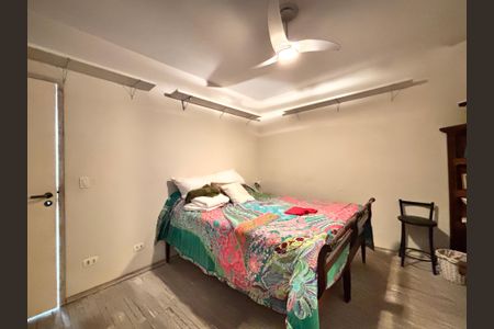 Casa para alugar com 400m², 4 quartos e 4 vagas Casa para alugar com 400m², 4 quartos e 4 vagasQuarto 1