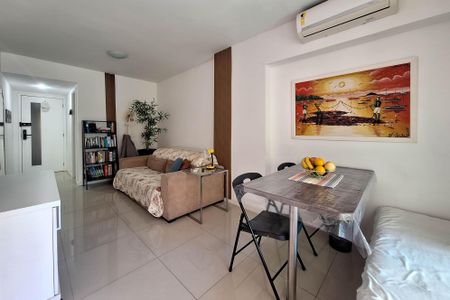 Sala de apartamento para alugar com 1 quarto, 55m² em Icaraí, Niterói