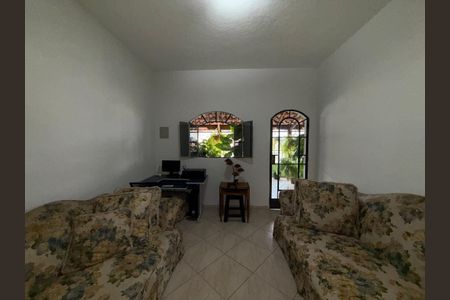 Casa à venda com 180m², 3 quartos e 1 vagaSala