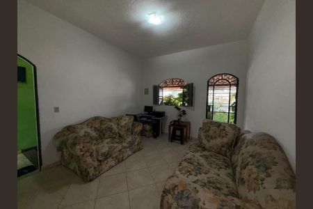 Casa à venda com 180m², 3 quartos e 1 vagaSala