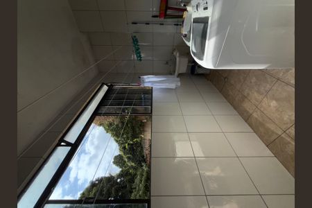 Casa à venda com 180m², 3 quartos e 1 vagaLavanderia