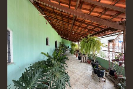 Casa à venda com 180m², 3 quartos e 1 vagaVaranda