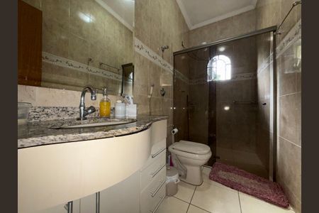 Casa à venda com 180m², 3 quartos e 1 vagaBanheiro