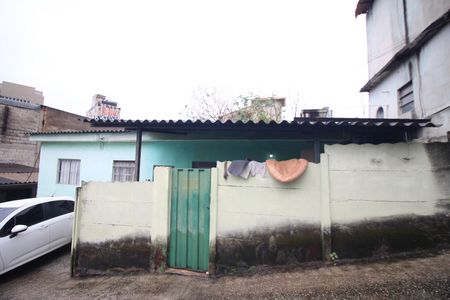 Casa à venda com 700m², 2 quartos e 8 vagasQuintal