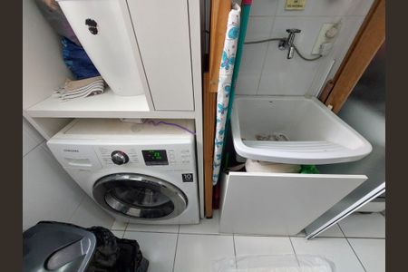 Apartamento à venda com 67m², 2 quartos e 1 vagaÁrea de Serviço