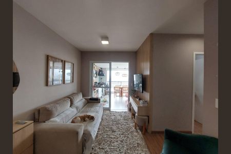 Apartamento à venda com 67m², 2 quartos e 1 vagaSala
