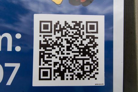 Casa à venda com 250m², 3 quartos e 3 vagas Casa à venda com 250m², 3 quartos e 3 vagasPlaca