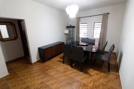 Sala de casa à venda com 3 quartos, 250m² em Jardim Flamboyant, Campinas