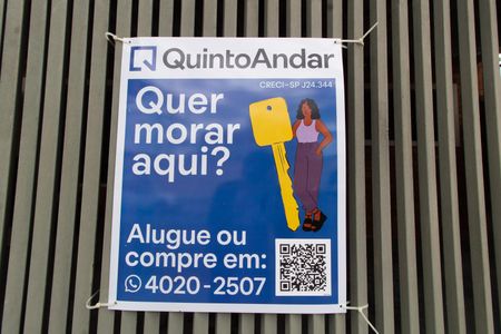 Casa à venda com 250m², 3 quartos e 3 vagas Casa à venda com 250m², 3 quartos e 3 vagasPlaca