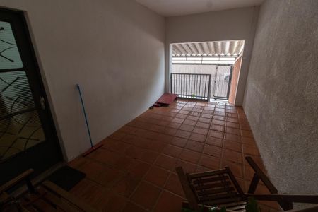 Casa à venda com 250m², 3 quartos e 3 vagas Casa à venda com 250m², 3 quartos e 3 vagasÁrea comum