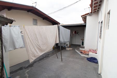 Casa à venda com 250m², 3 quartos e 3 vagas Casa à venda com 250m², 3 quartos e 3 vagasÁrea comum