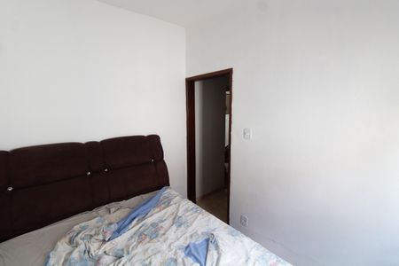 Casa à venda com 250m², 3 quartos e 3 vagas Casa à venda com 250m², 3 quartos e 3 vagasQuarto 2