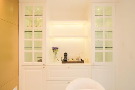 Casa de condomínio à venda com 356m², 5 quartos e 4 vagas Casa de condomínio à venda com 356m², 5 quartos e 4 vagasCopa