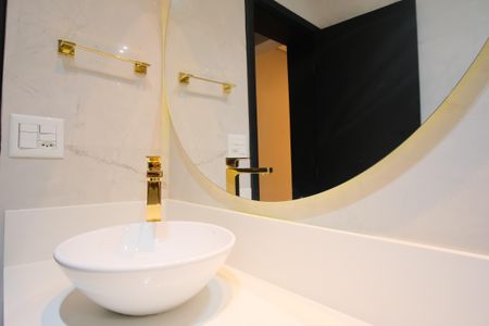 Casa de condomínio à venda com 356m², 5 quartos e 4 vagas Casa de condomínio à venda com 356m², 5 quartos e 4 vagasBanheiro da Suíte 2