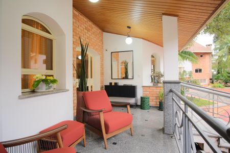 Casa de condomínio à venda com 356m², 5 quartos e 4 vagas Casa de condomínio à venda com 356m², 5 quartos e 4 vagasÁrea comum